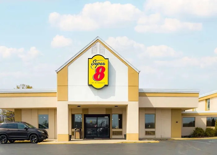 Super 8 By Wyndham Indianapolis South